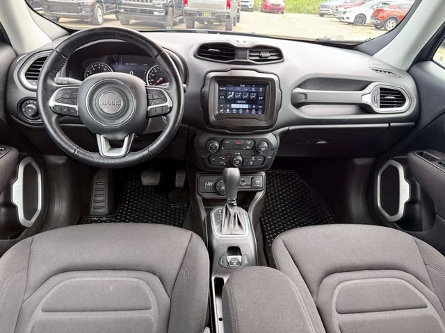 Certified 2021 Jeep Renegade Latitude w/ Convenience Group AWD/4WD image 14