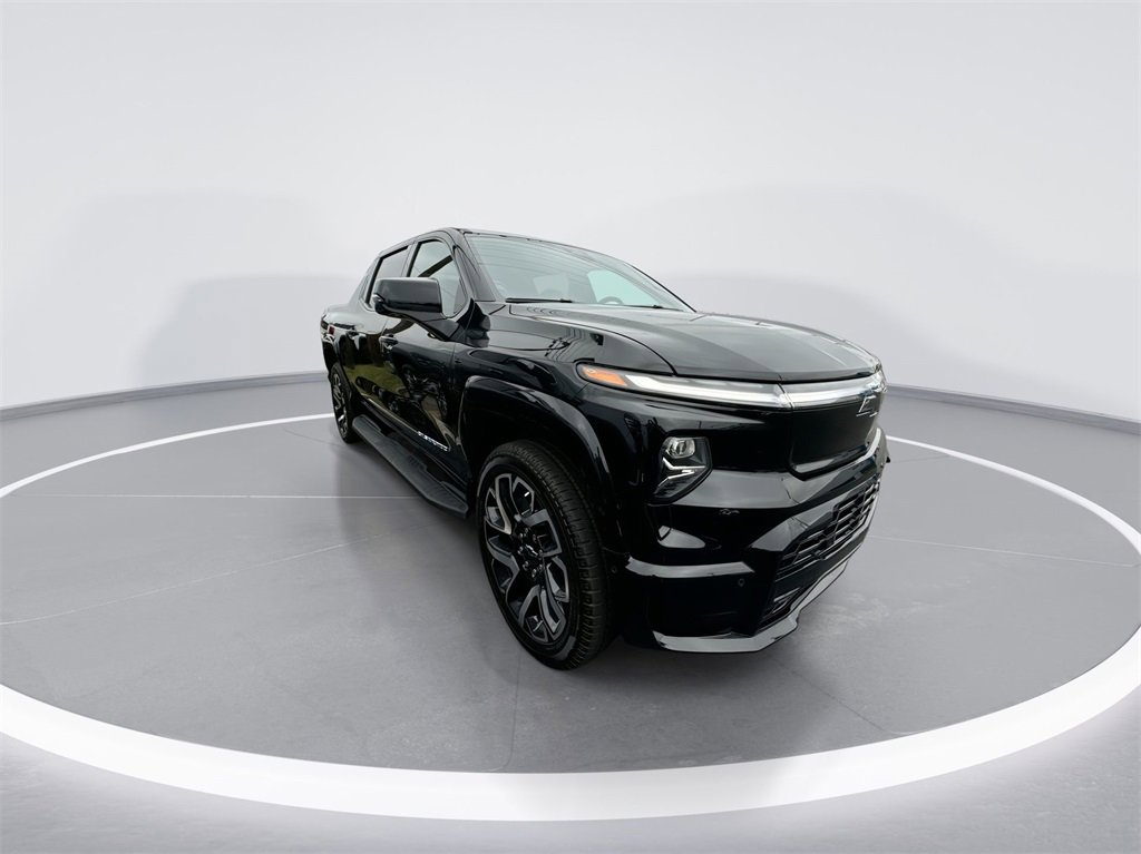 New 2024 Chevrolet Silverado EV RST image 2