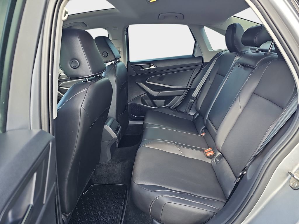 Used 2019 Volkswagen Jetta SEL image 16