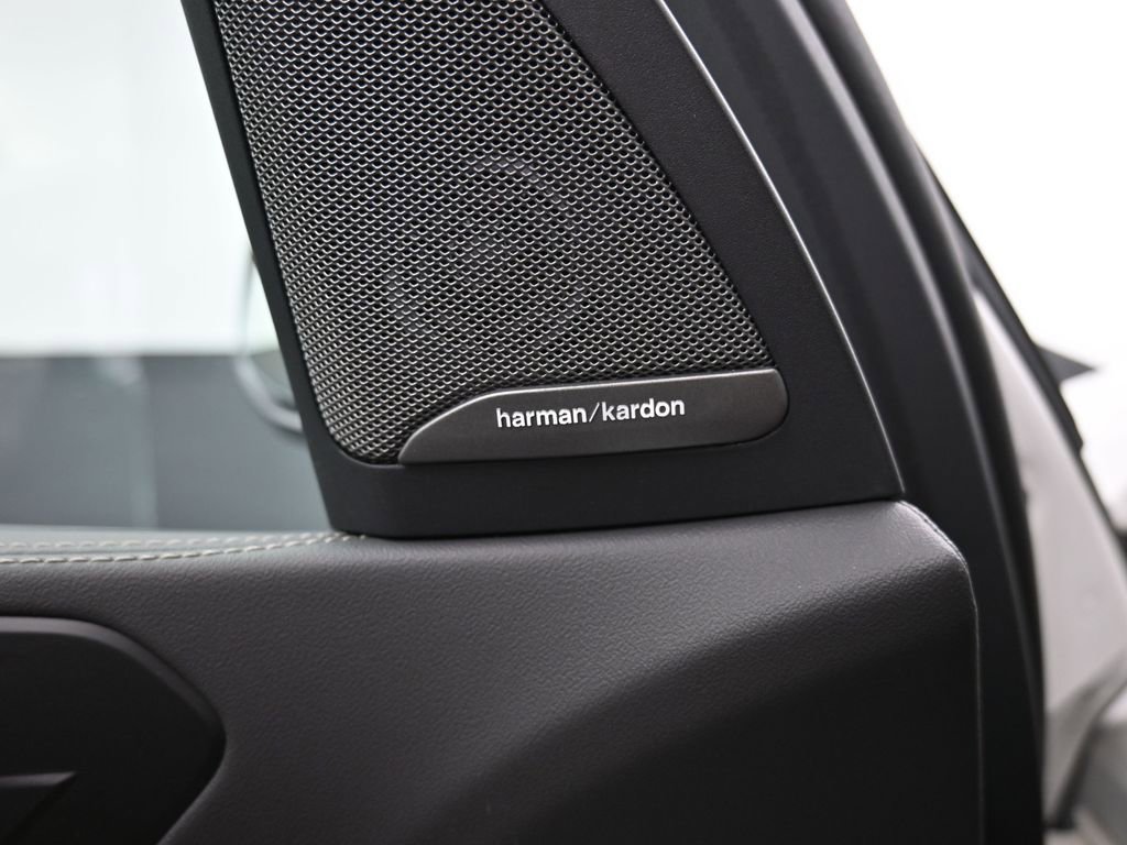 Used 2024 BMW X5 xDrive50e w/ Executive Package image 10