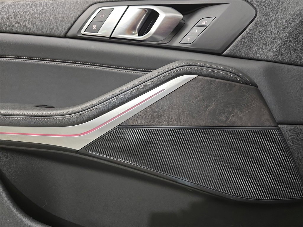 Used 2023 BMW X5 xDrive40i image 30