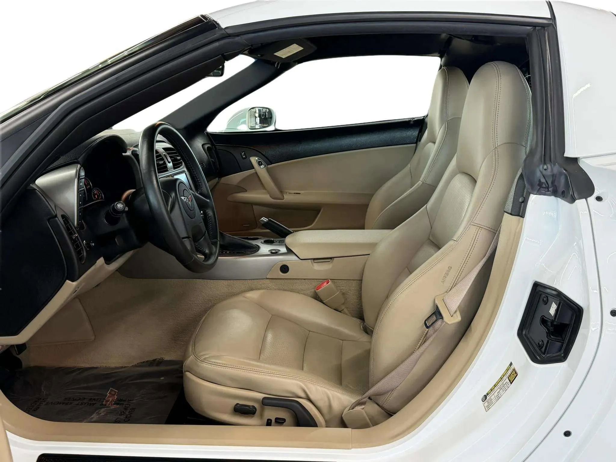 Used 2005 Chevrolet Corvette Coupe w/ Preferred Equipment Group image 12