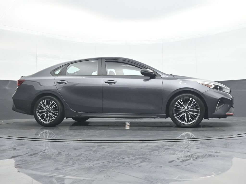 Used 2023 Kia Forte GT-Line w/ GT-Line Premium Package FWD image 32