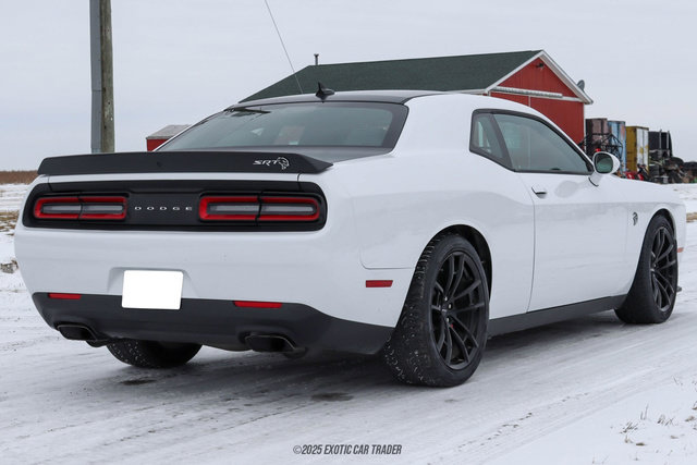 Used 2023 Dodge Challenger SRT Hellcat RWD image 8