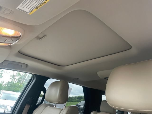 Used 2014 Dodge Durango Limited AWD/4WD image 38