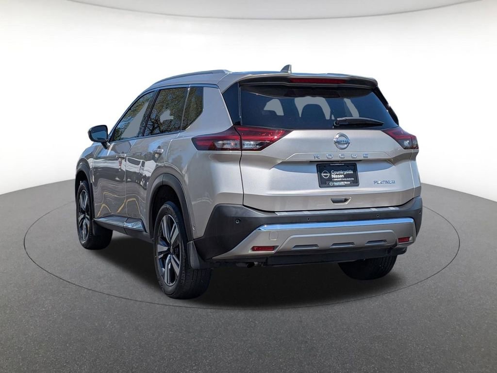 Used 2021 Nissan Rogue Platinum FWD image 7
