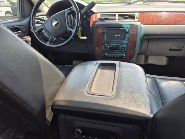 Used 2011 Chevrolet Silverado 3500 LTZ w/ LTZ Plus Package AWD/4WD image 11