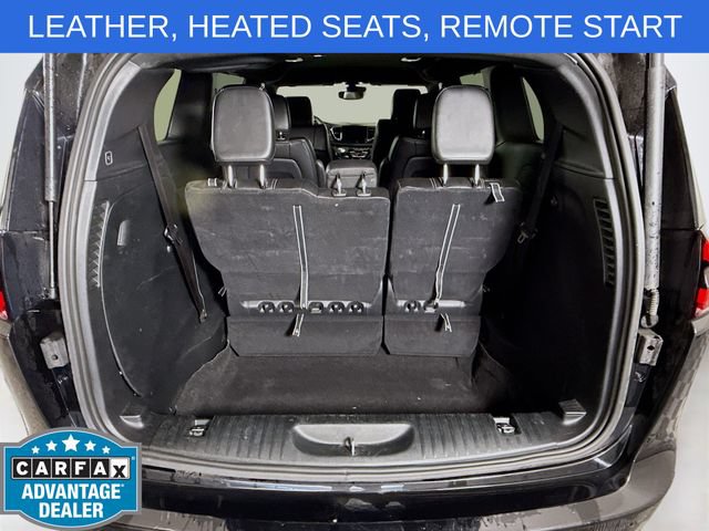 Used 2025 Chrysler Pacifica Select FWD image 24