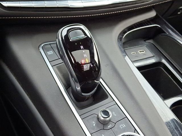 Used 2022 Cadillac Escalade ESV Sport w/ Touring Package image 18