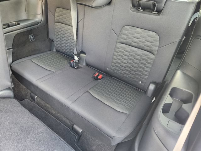 Used 2025 Nissan Pathfinder S FWD image 31