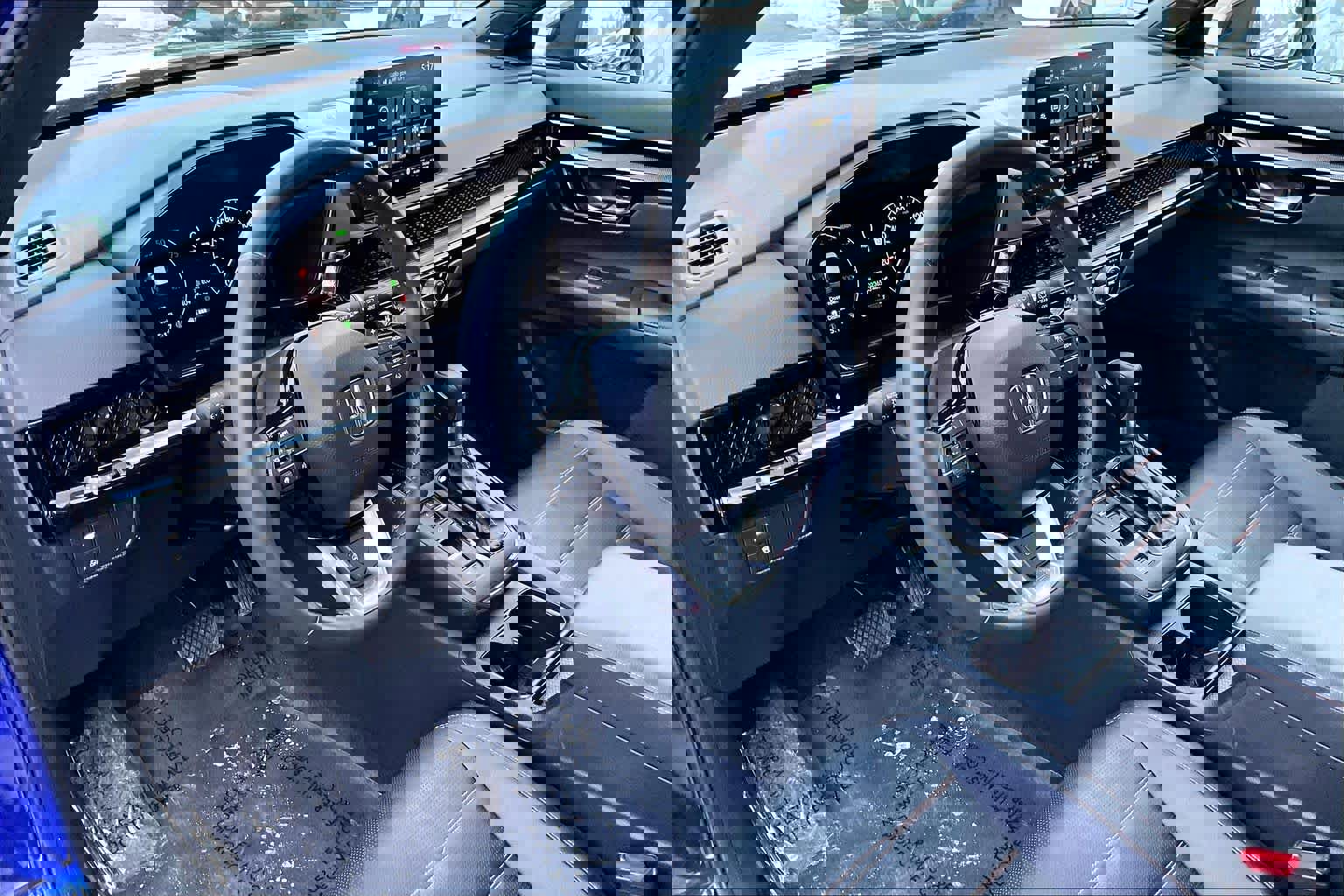 Used 2024 Honda CR-V Sport Touring image 17