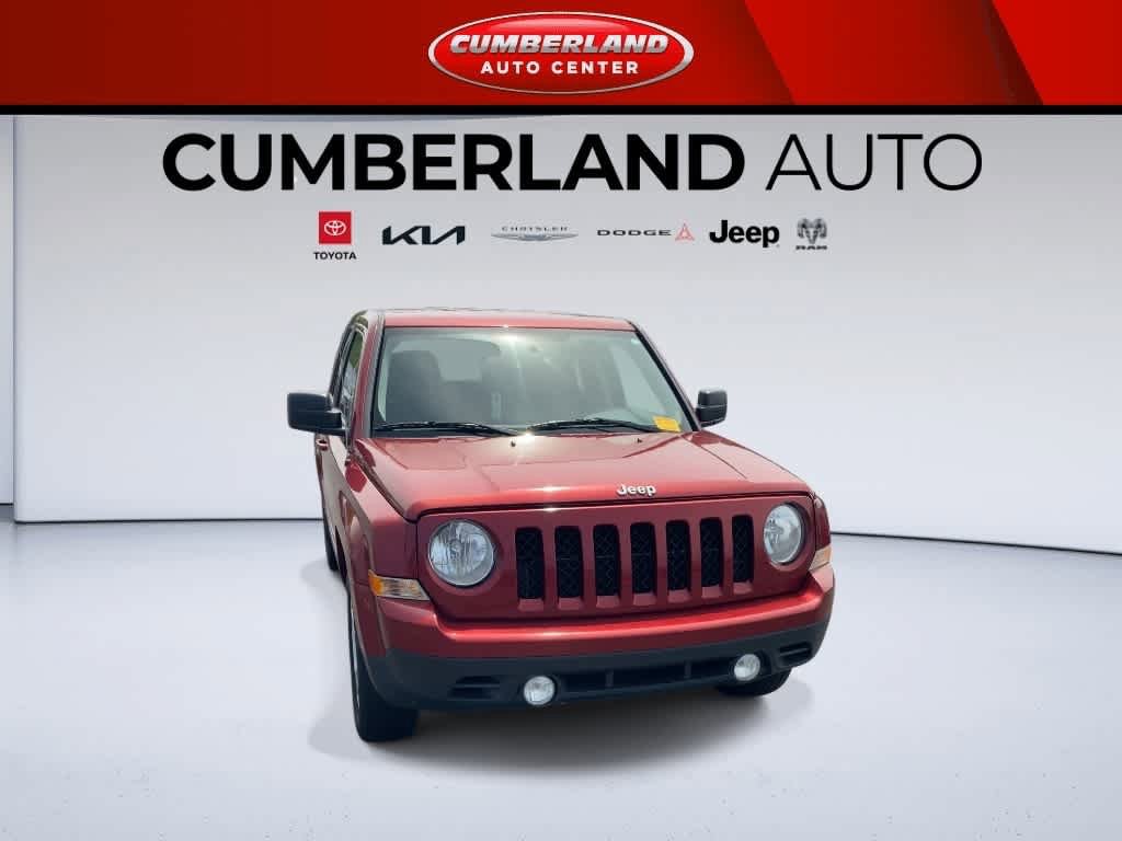 Used 2016 Jeep Patriot Sport w/ Power Value Group FWD image 3
