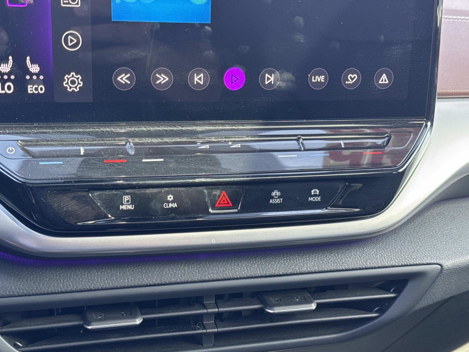 Certified 2022 Volkswagen ID.4 Pro S image 18