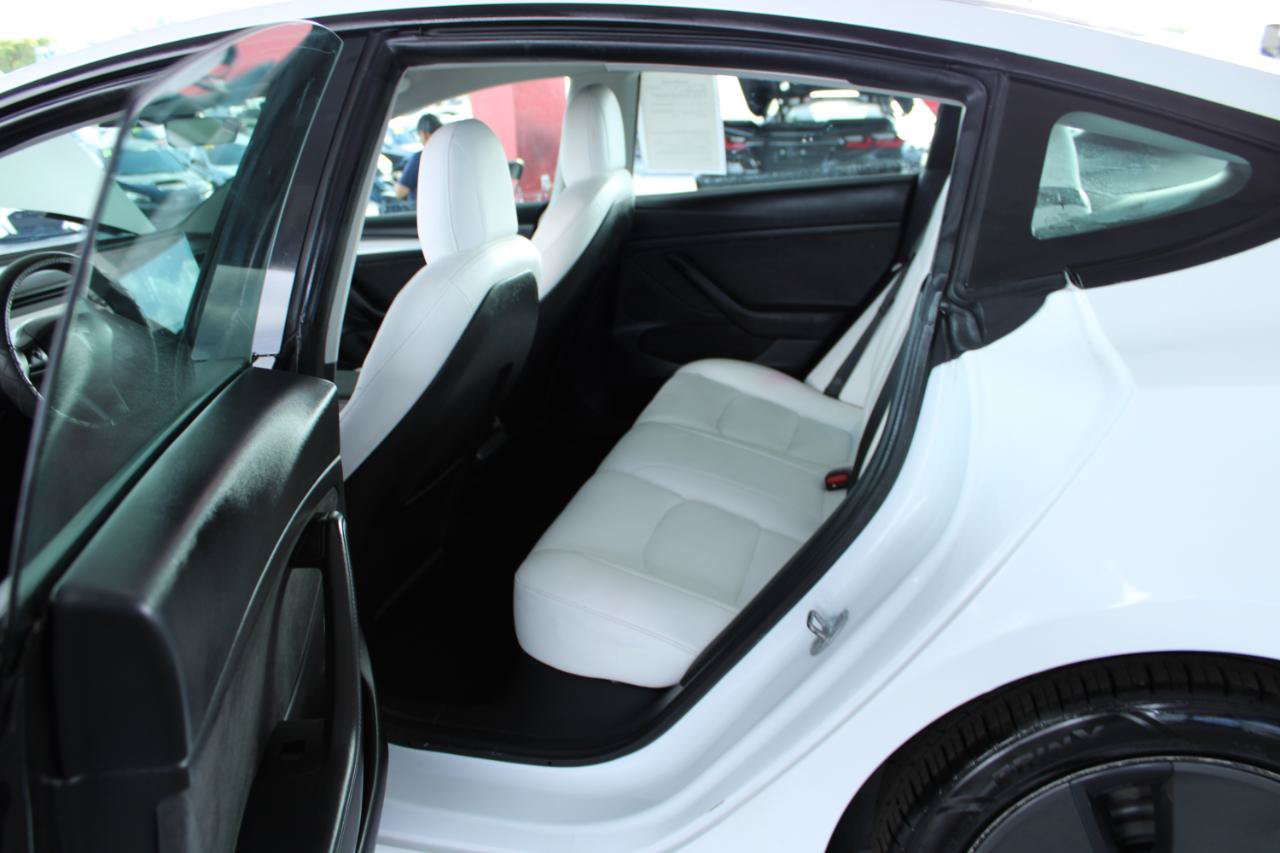 Used 2022 Tesla Model 3 RWD image 25