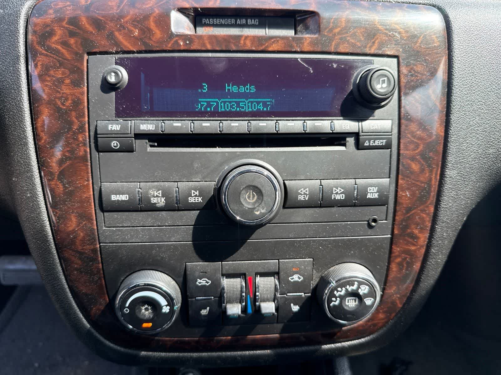 Used 2014 Chevrolet Impala LTZ FWD image 18