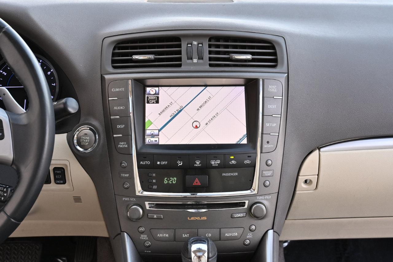 Used 2011 Lexus IS 250 w/ Premium Pkg Value Edition RWD image 17