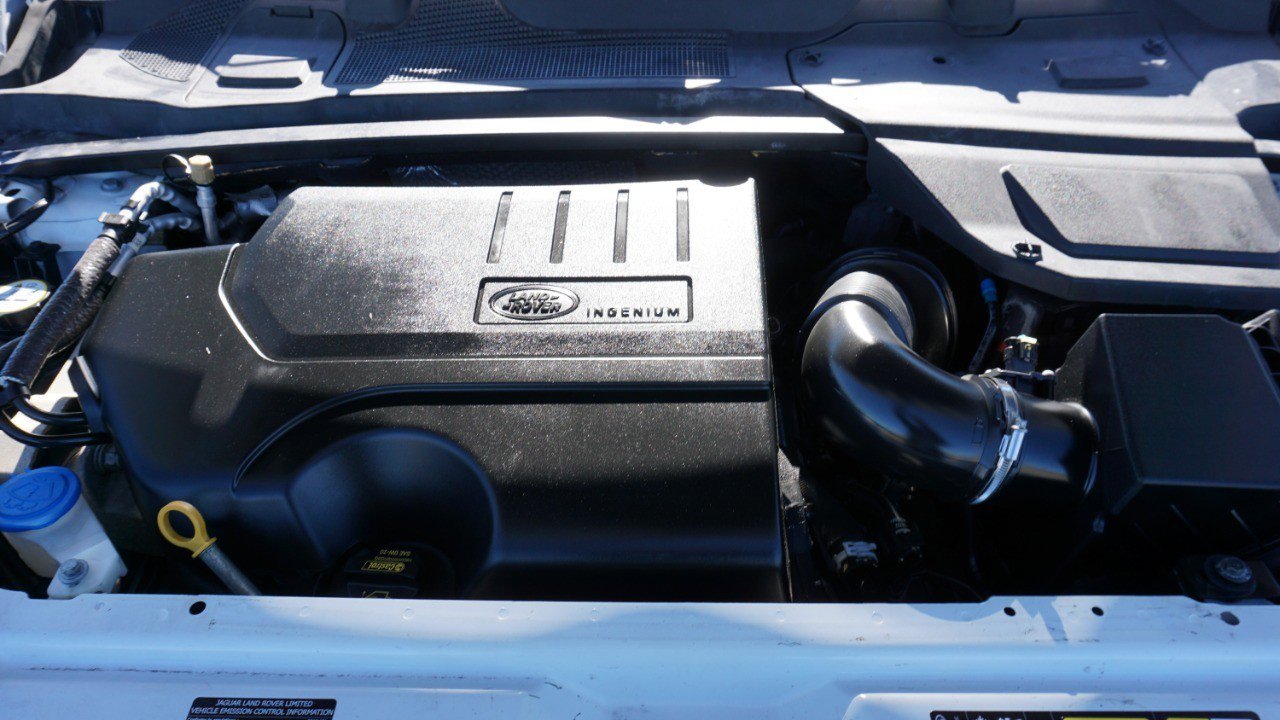 Used 2019 Land Rover Discovery Sport HSE image 31