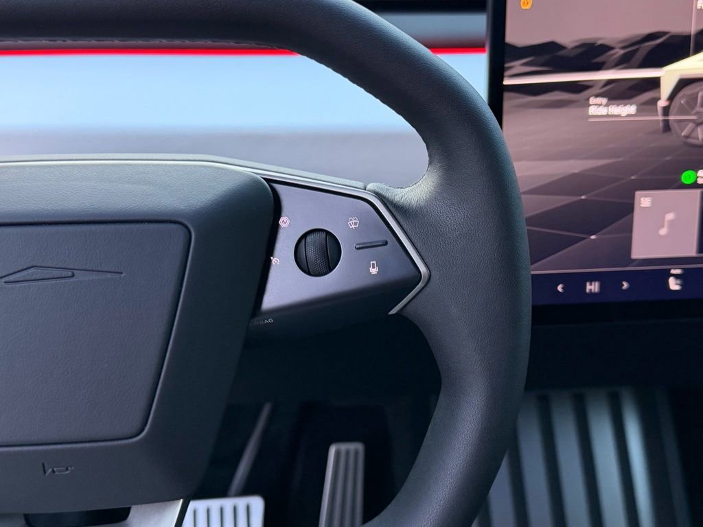 Used 2024 Tesla Cybertruck AWD Crew Cab image 18