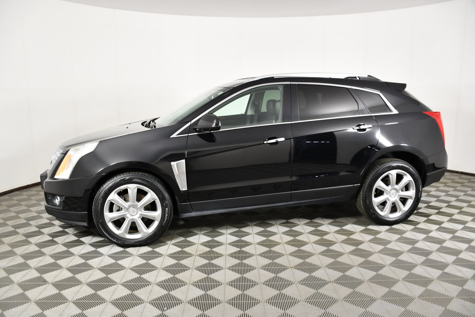 Used 2015 Cadillac SRX Performance w/ Driver Assist Package AWD/4WD image 9
