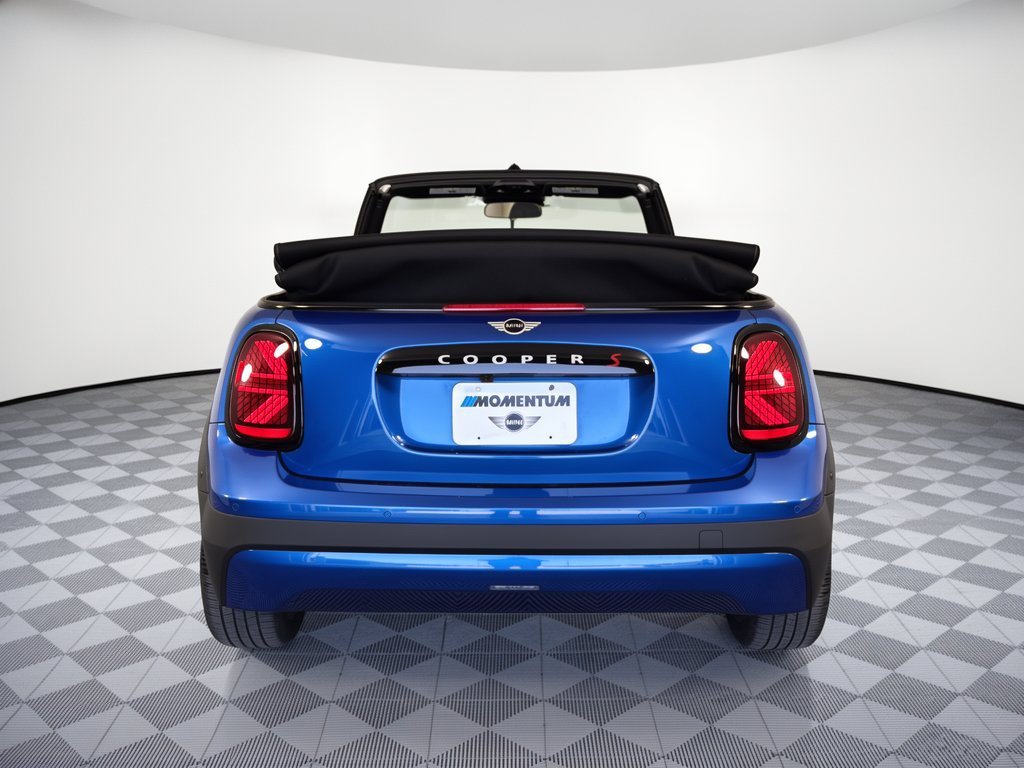 Certified 2025 MINI Cooper S FWD image 11