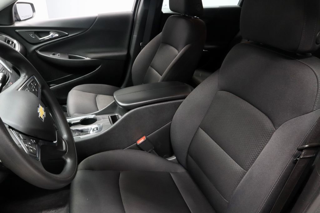 Used 2024 Chevrolet Malibu LT image 24
