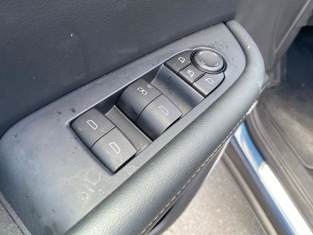 Used 2025 Buick Enclave Preferred FWD image 13