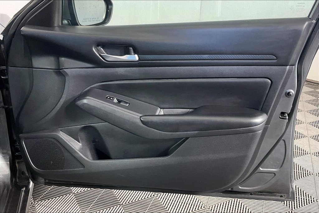 Used 2022 Nissan Altima 2.5 S FWD image 21