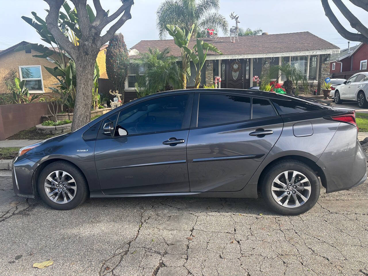 Used 2022 Toyota Prius XLE w/ Advanced Technology Package FWD image 15