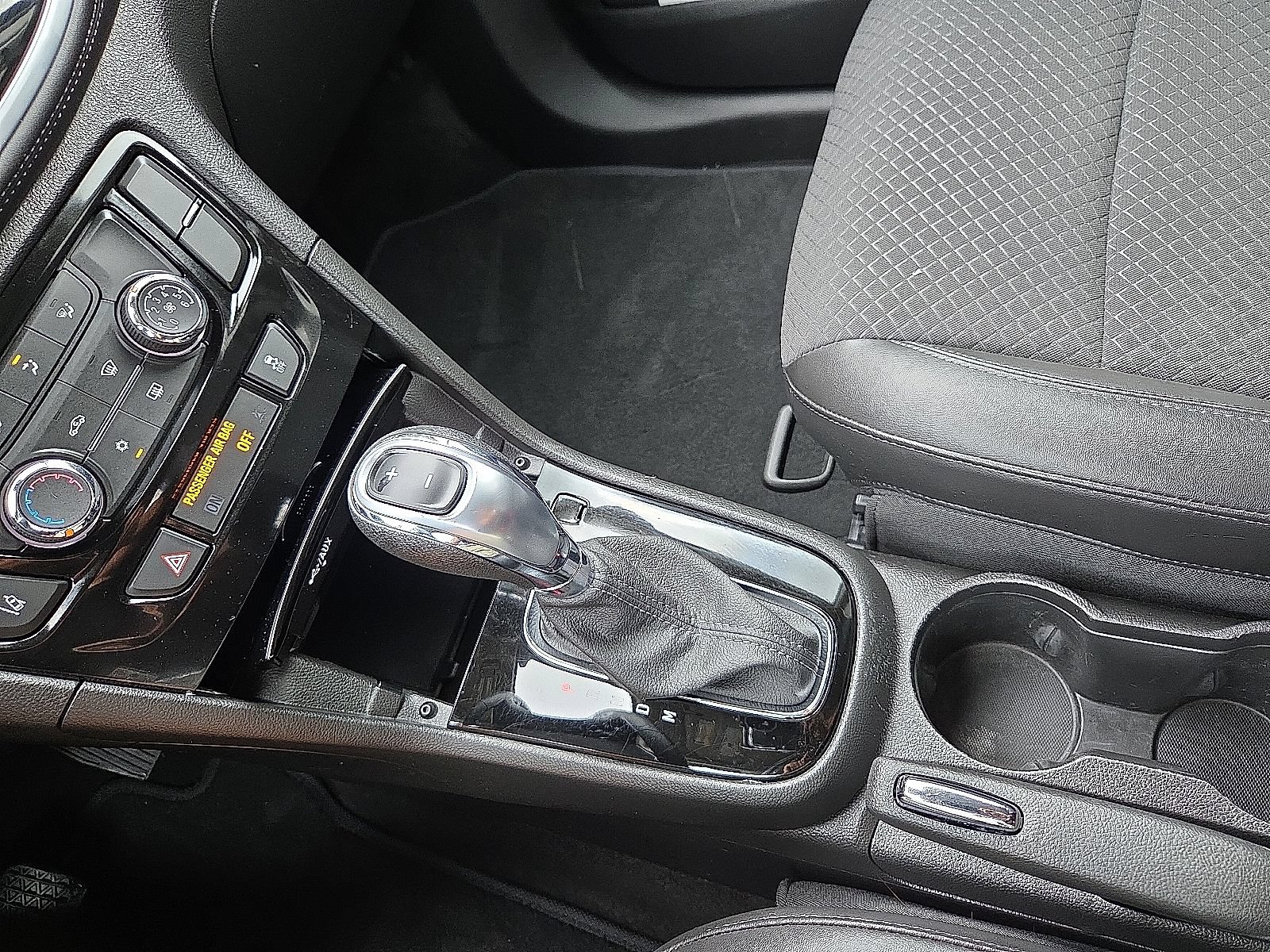 Used 2022 Buick Encore Preferred w/ Safety Package II AWD/4WD image 20