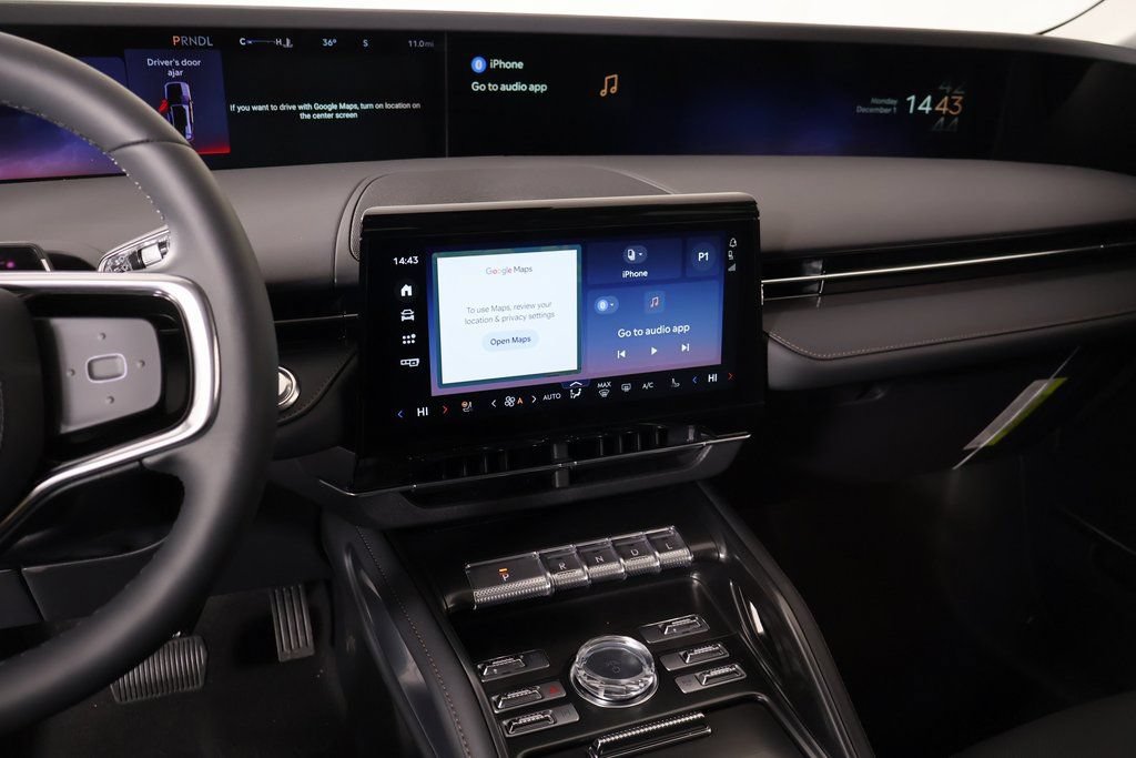 New 2026 Lincoln Nautilus Premier w/ Jet Appearance Package AWD/4WD image 5