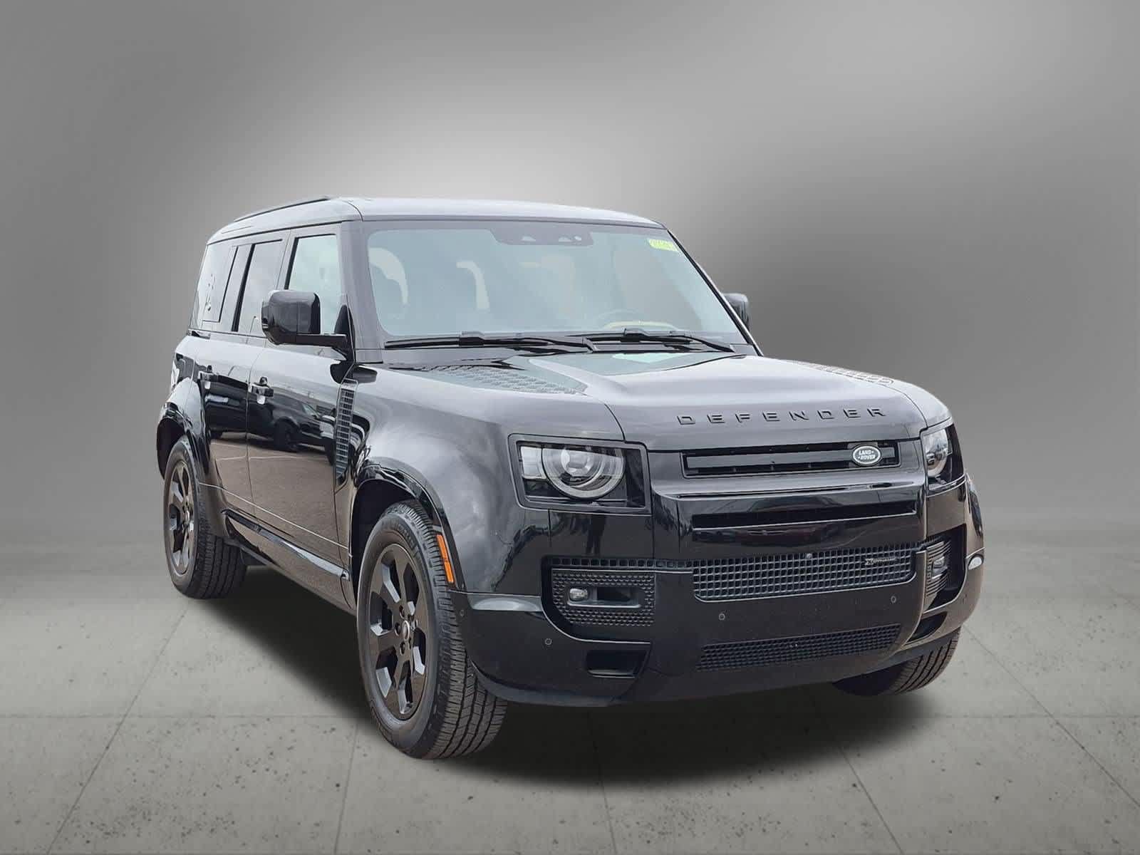 Certified 2023 Land Rover Defender 110 X-Dynamic SE AWD/4WD image 8