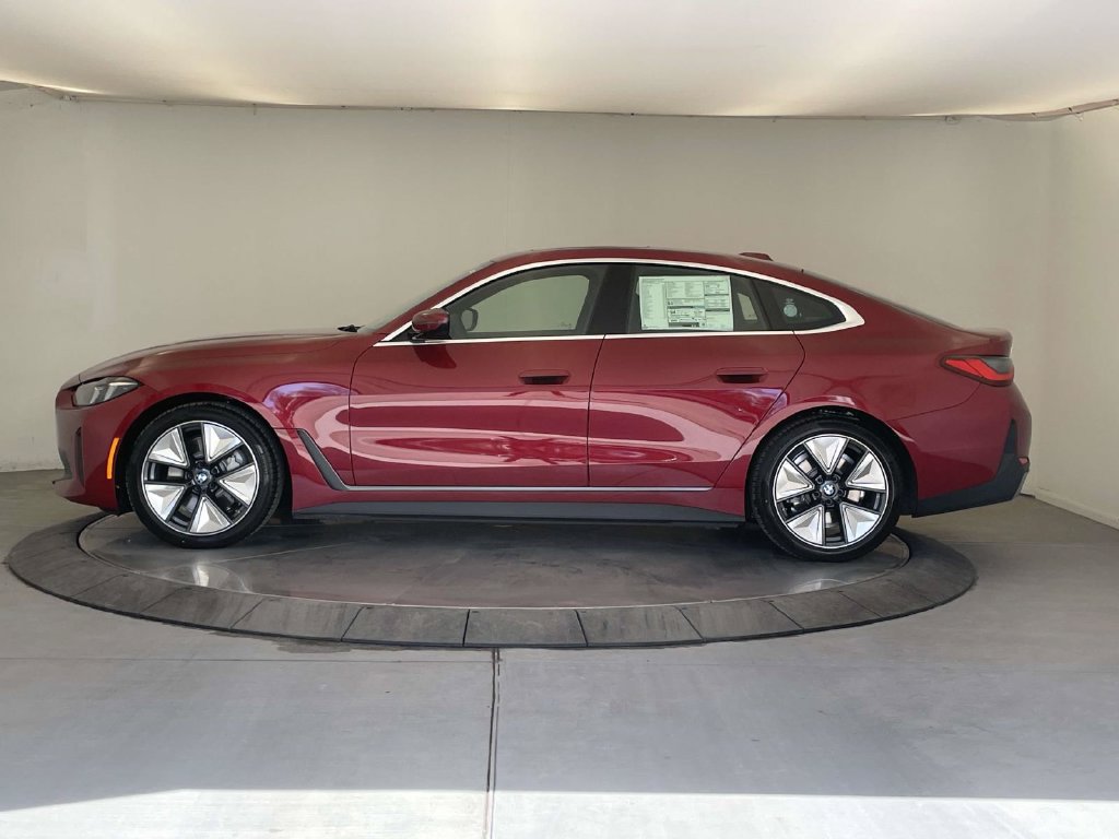 New 2026 BMW i4 xDrive40i AWD/4WD image 2