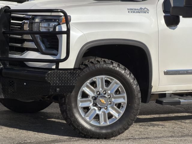 Certified 2024 Chevrolet Silverado 2500 High Country w/ Technology Package AWD/4WD image 11