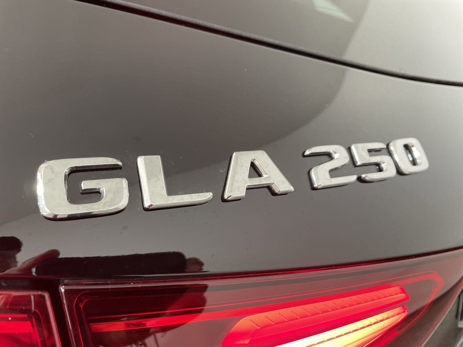 Certified 2025 Mercedes-Benz GLA 250 image 30