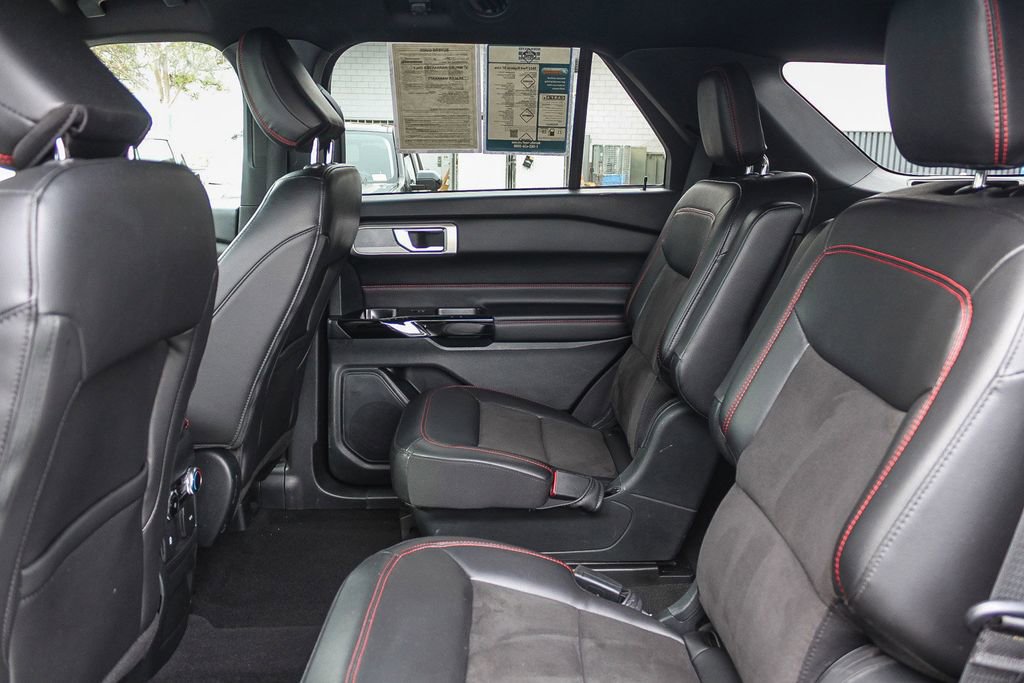 Used 2023 Ford Explorer ST-Line w/ Class IV Trailer Tow Package image 23