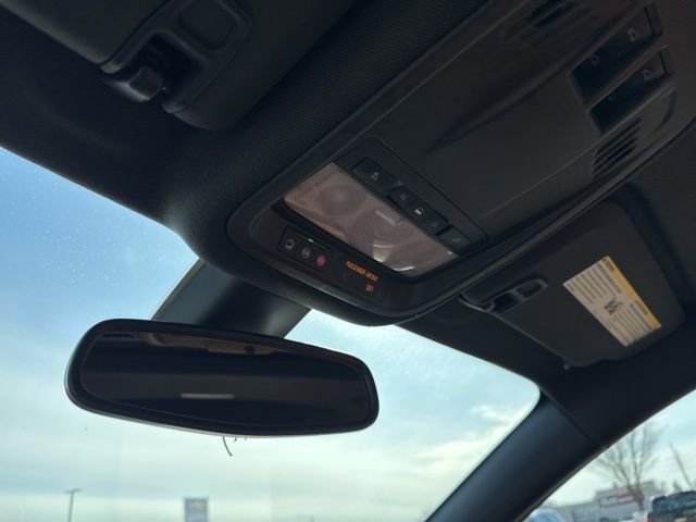 Used 2017 Chevrolet Cruze Premier image 19