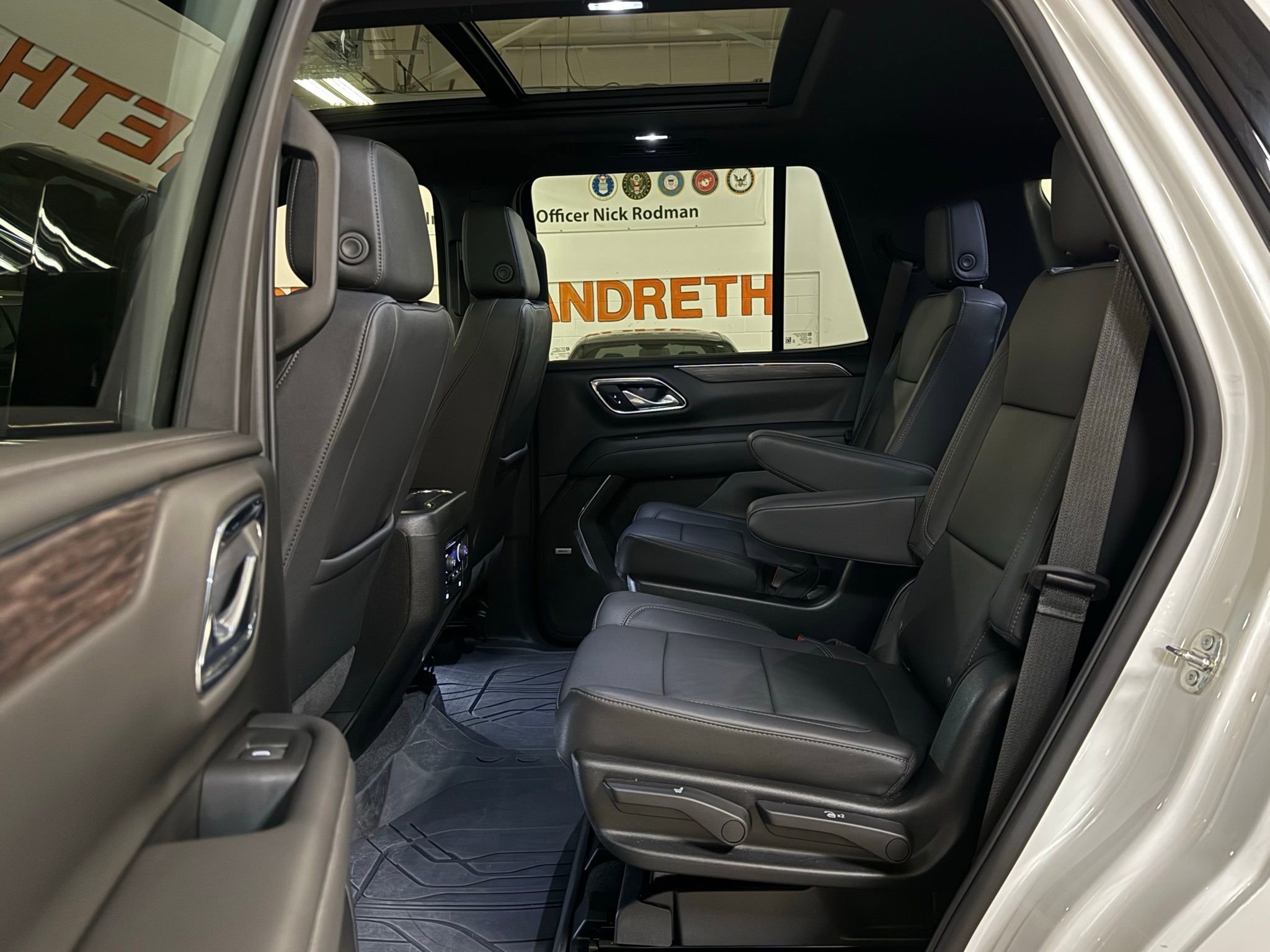 Used 2023 Chevrolet Tahoe Z71 image 39