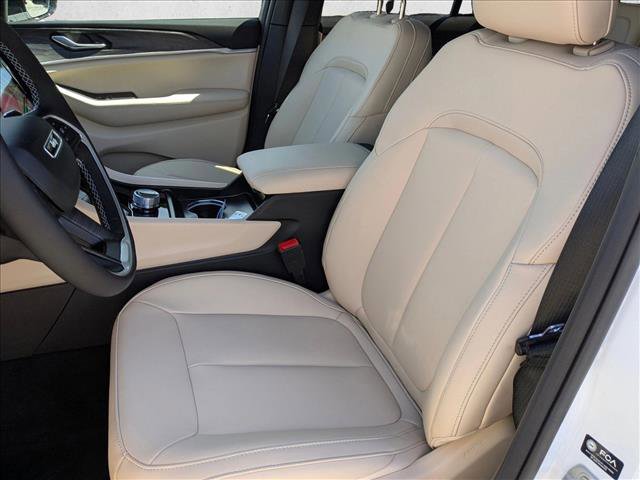 New 2026 Jeep Grand Cherokee Limited RWD image 4