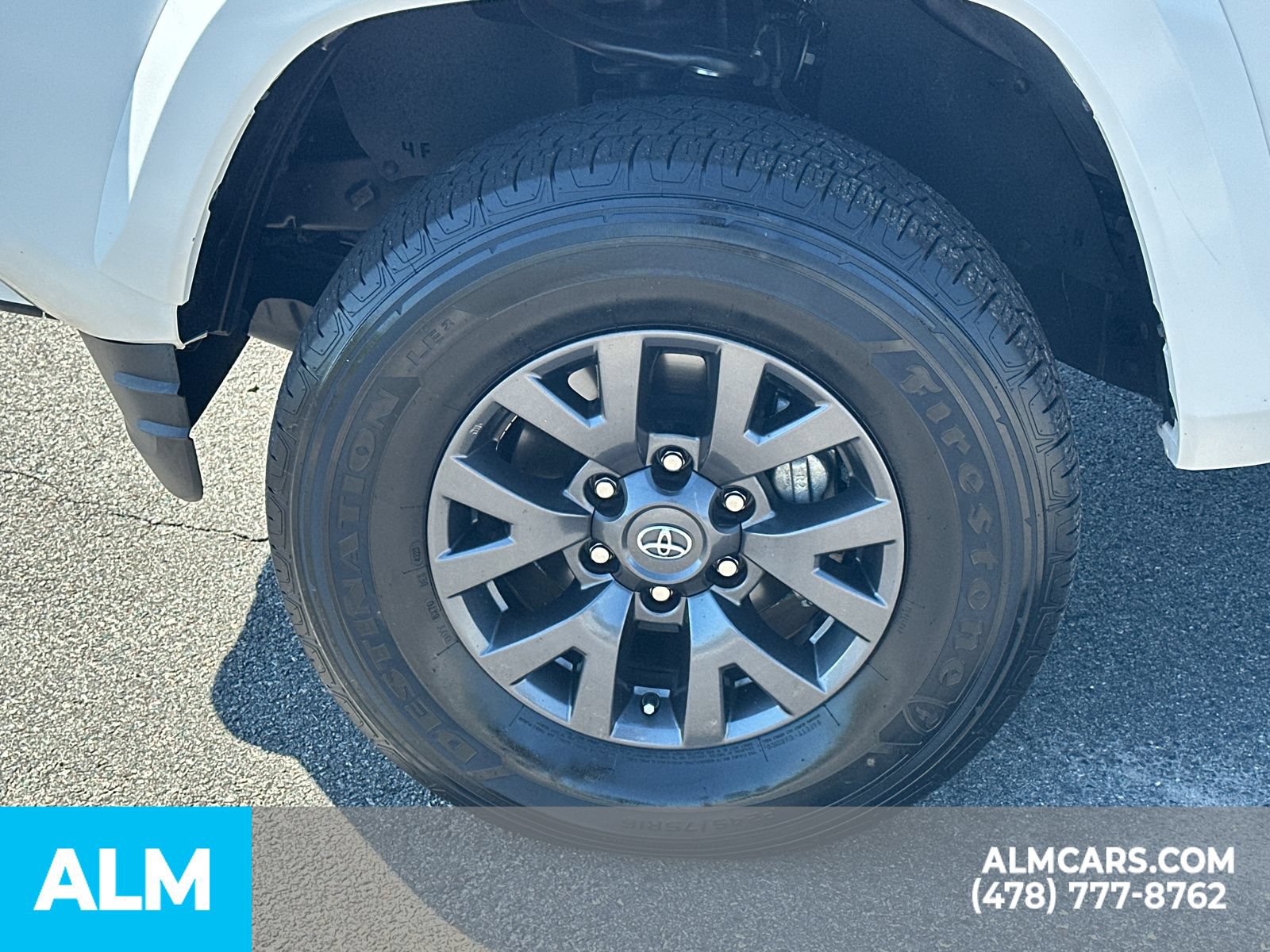 Used 2023 Toyota Tacoma SR5 RWD image 12