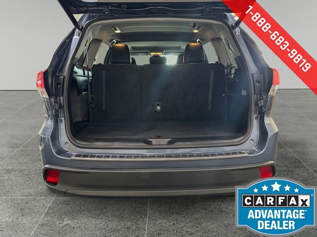 Used 2019 Toyota Highlander XLE image 14