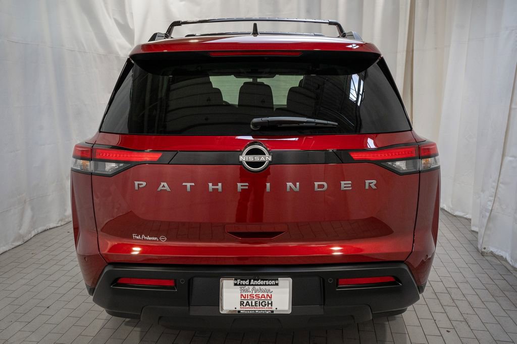 New 2026 Nissan Pathfinder SV image 5