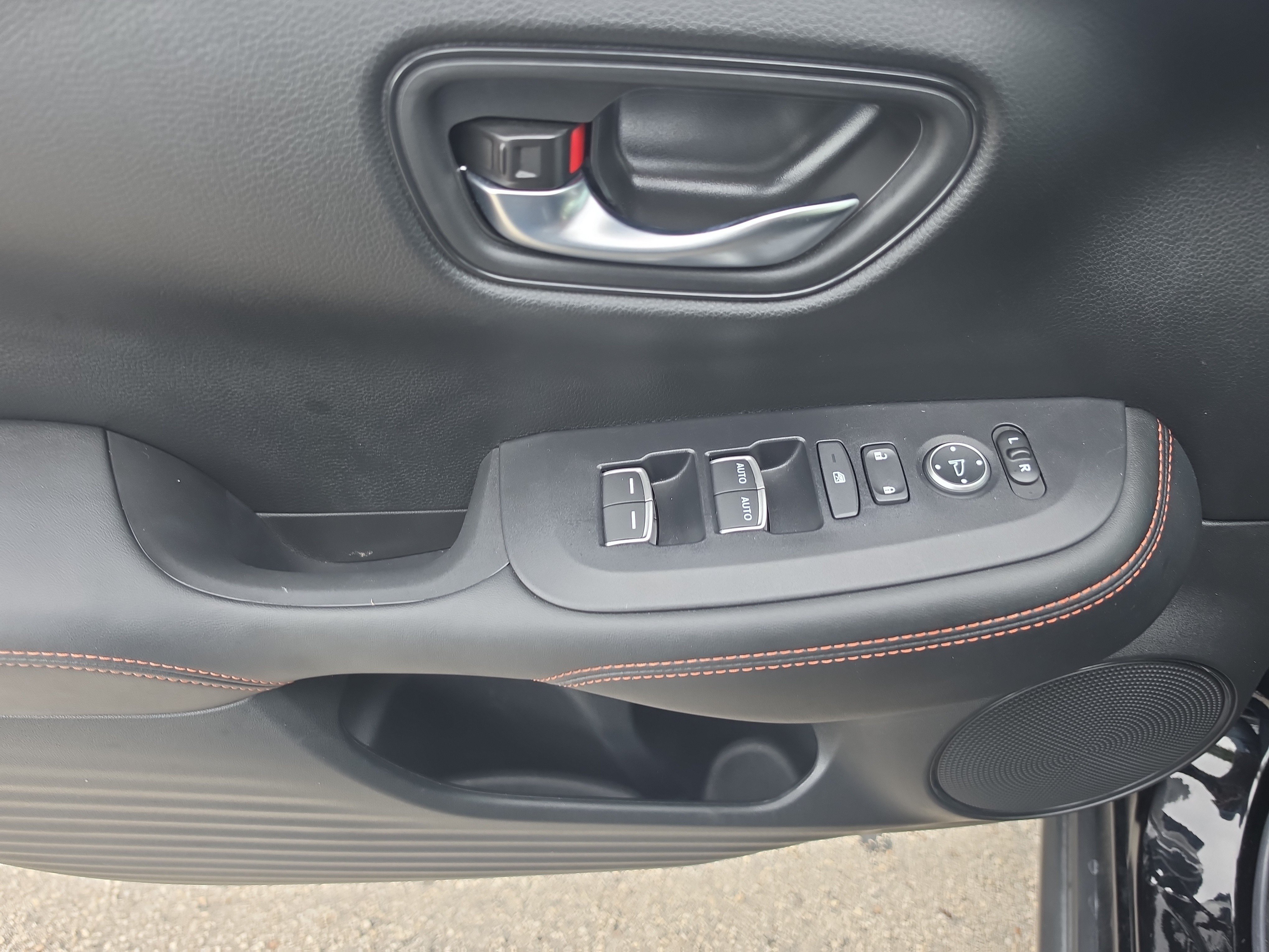 Certified 2024 Honda HR-V Sport image 17