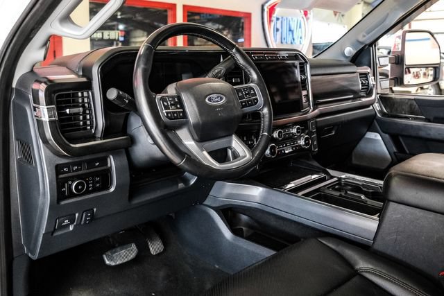 Used 2024 Ford F250 Lariat w/ Lariat Ultimate Package AWD/4WD image 5