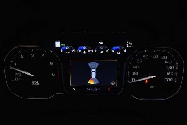 Used 2021 GMC Yukon XL Denali image 17