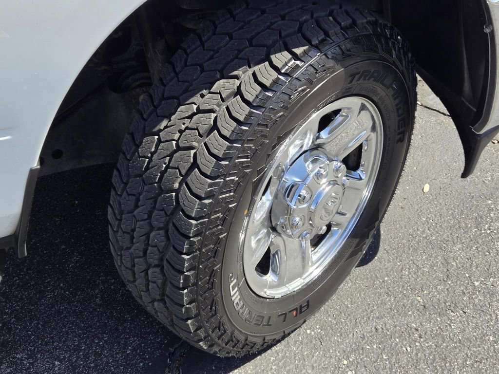Used 2023 RAM 3500 Tradesman w/ Chrome Appearance Group image 6