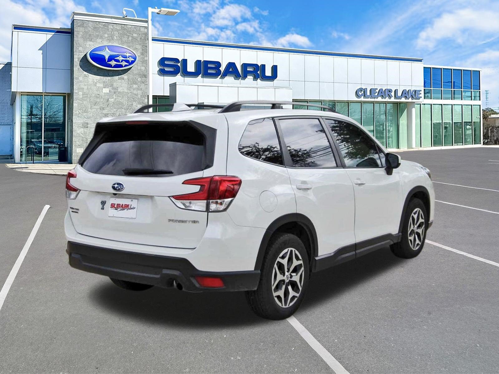 Used 2021 Subaru Forester Premium AWD/4WD image 6