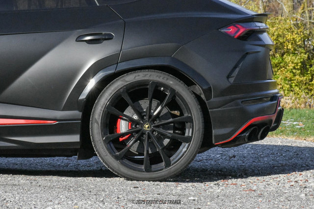 Used 2020 Lamborghini Urus image 5