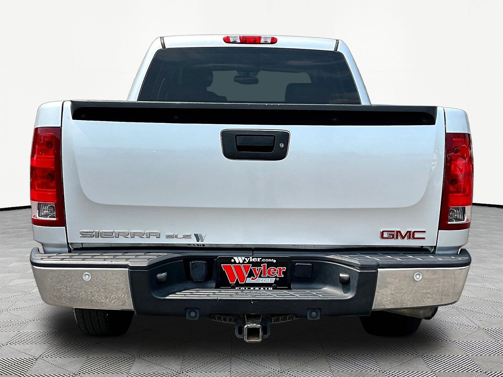 Used 2013 GMC Sierra 1500 SLE w/ Power Tech Package AWD/4WD image 5