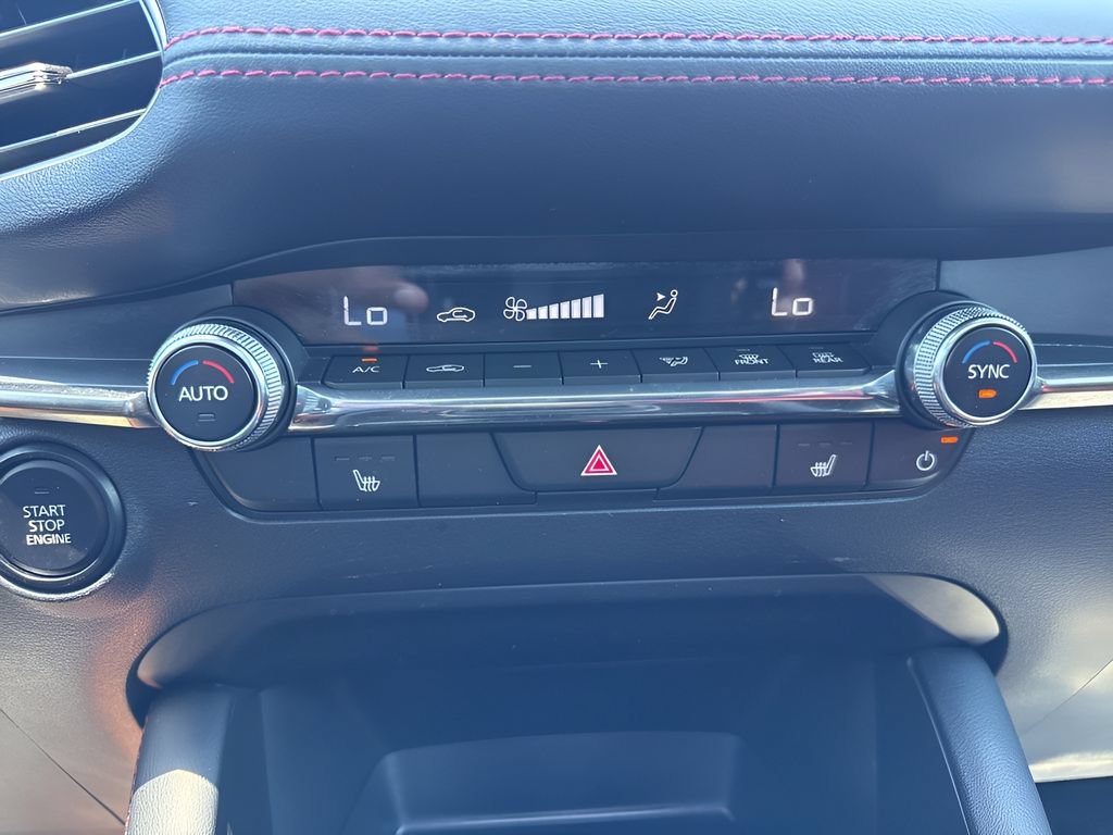 Used 2026 MAZDA MAZDA3 Carbon AWD/4WD image 19
