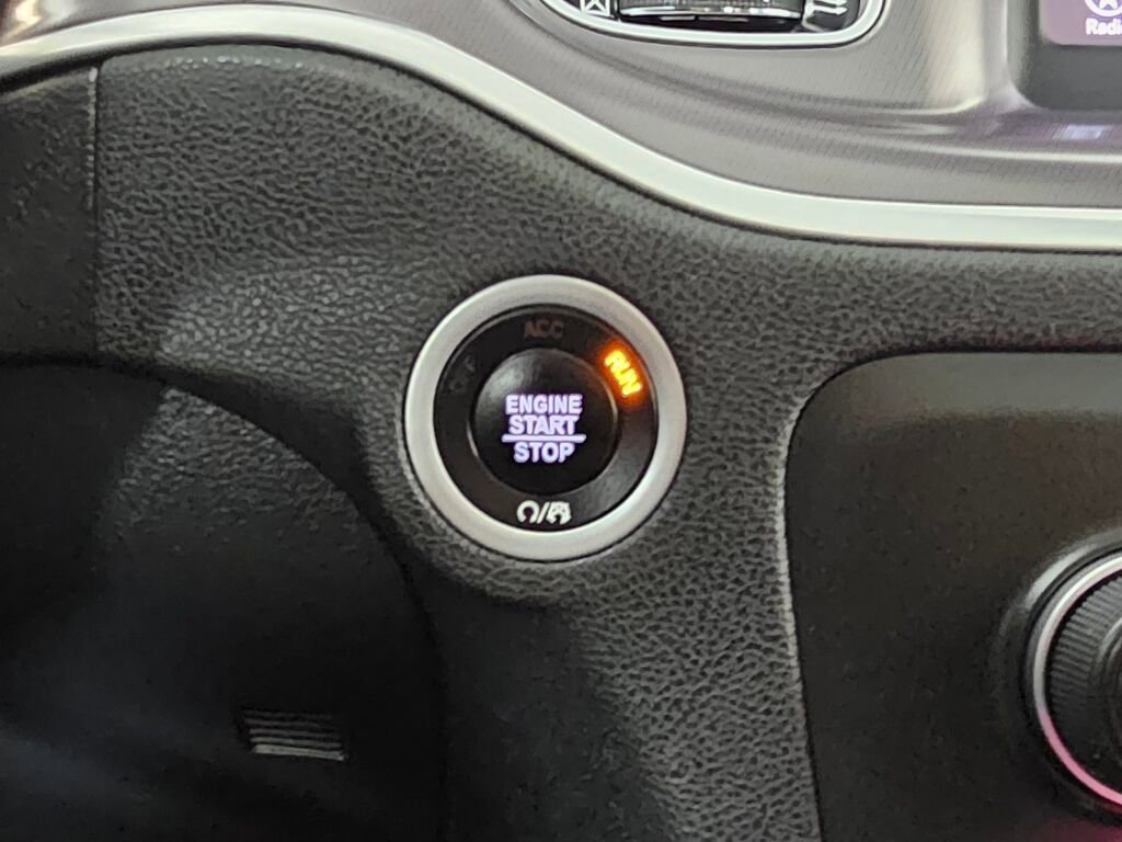 Used 2021 Dodge Charger SXT w/ Leather Interior Group image 29